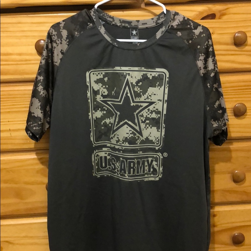 US ARMY BRANDED T-SHIRT